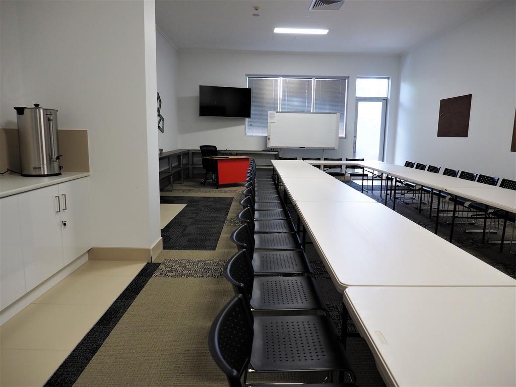 Laguna Serviced Apartments Toowoomba Bagian luar foto